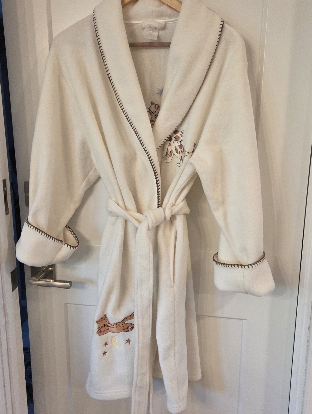 Novelty Fleece Cat Applique Bathrobe Cozy Cottagecore Sleepwear Whimsical Lounge
